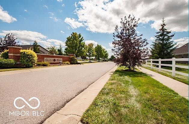 2nd image of 1075 Gatewick Ct