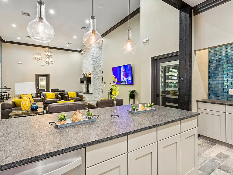 Sonterra Apartment Homes — Photo 31