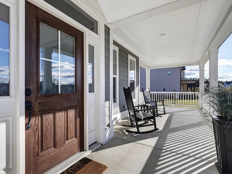 6209 Morning Glory Dr — Photo 4