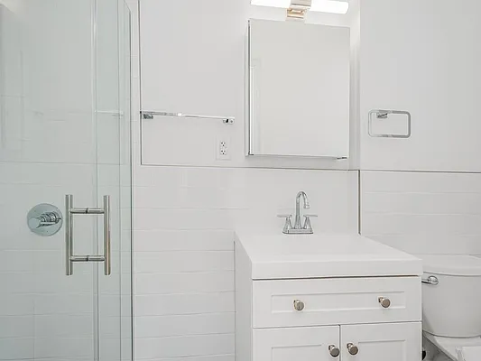 Rented by Re/Max In The City | media 20