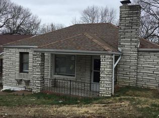 207 Ruggles Rd, Saint Louis, MO 63135