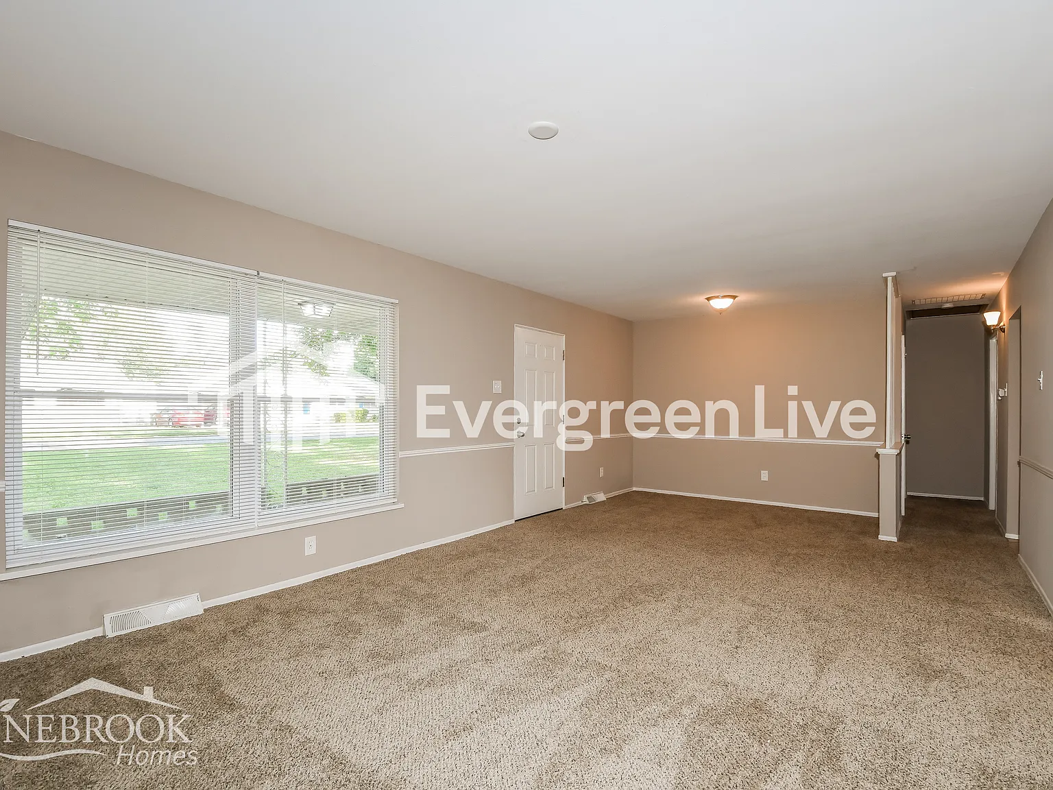 3 bed, 2.0 bath, 1235 sqft, $1,395 — Photo 4