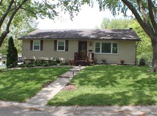 403 SW 23rd St, Blue Springs, MO 64015