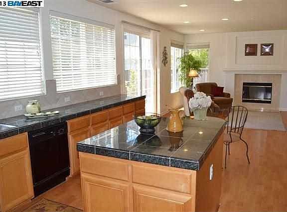 4th image of 32560 Carmel Way