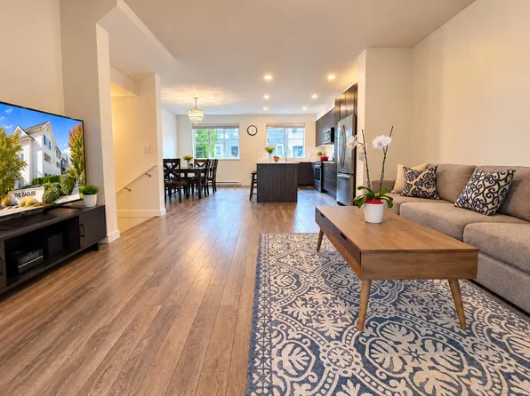 127 172nd St #9, Surrey, BC V3Z 0W9