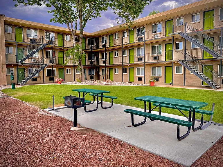 Parkside at Lowry — Photo 6