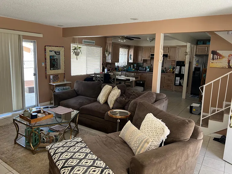 1903 Huntington Ln #2 — Photo 11