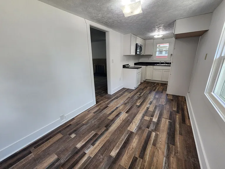 6247 Seneca Trl — Photo 4