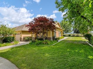 26202 Magnolia Rd, Escalon, CA 95320