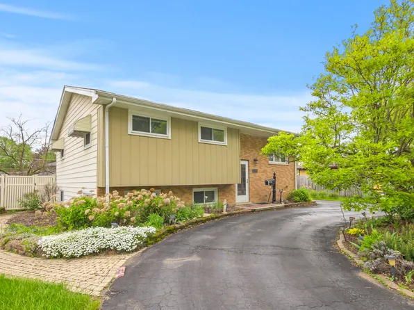 14740 Kilbourne Ave, Midlothian, IL 60445