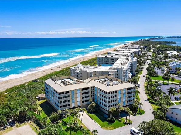 669 NE Plantation Rd APT 201, Stuart, FL 34996