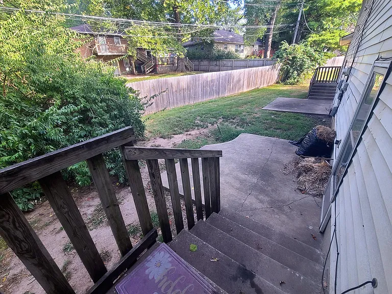 9825 Linden Cir — Photo 8