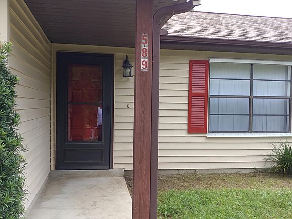 3rd image of 589 Hillsdale Ave NW