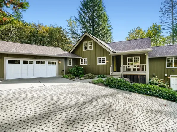 19150 SE May Valley Road, Issaquah, WA 98027