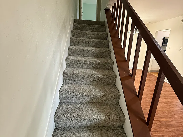 3131 Wycliff Ave — Photo 13