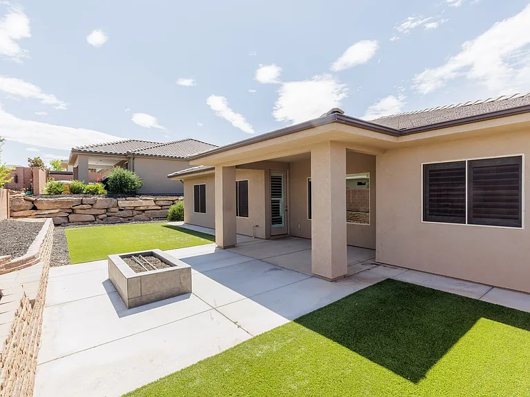 519 S Bracciano Dr — Photo 31