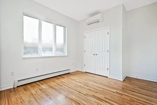 Rented by R Management | media 5