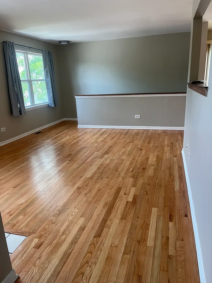 2 bed, 1200 sqft, $1,750 — Photo 2
