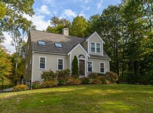 637 Circuit St, Hanover, MA 02339