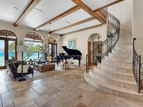 2nd image of 736 Peakes Point Dr