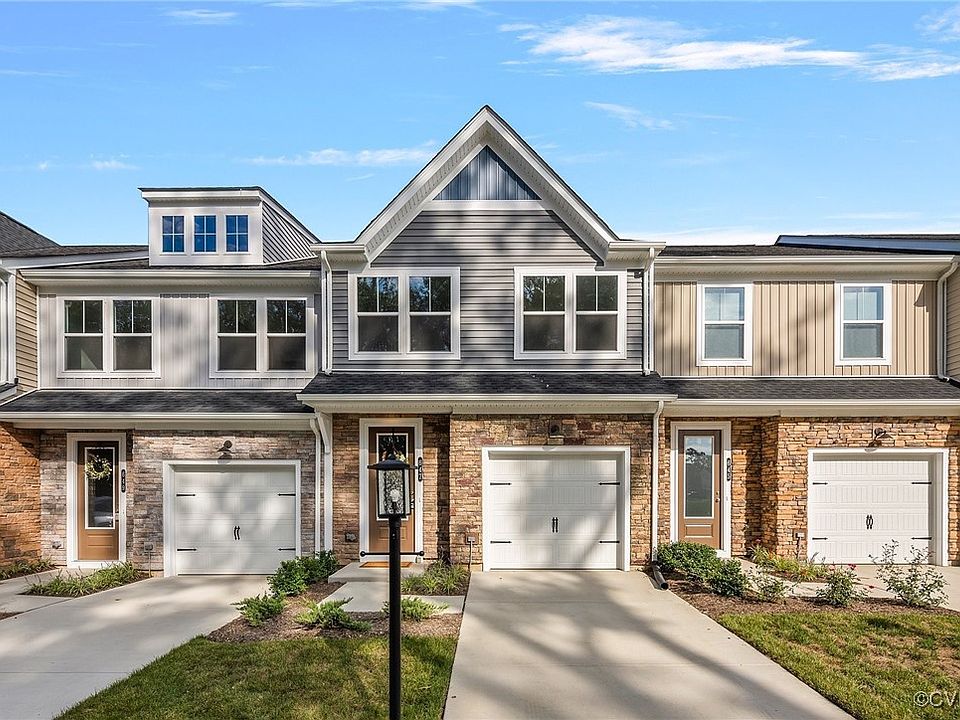1st image of 647 McCormick Farm Dr