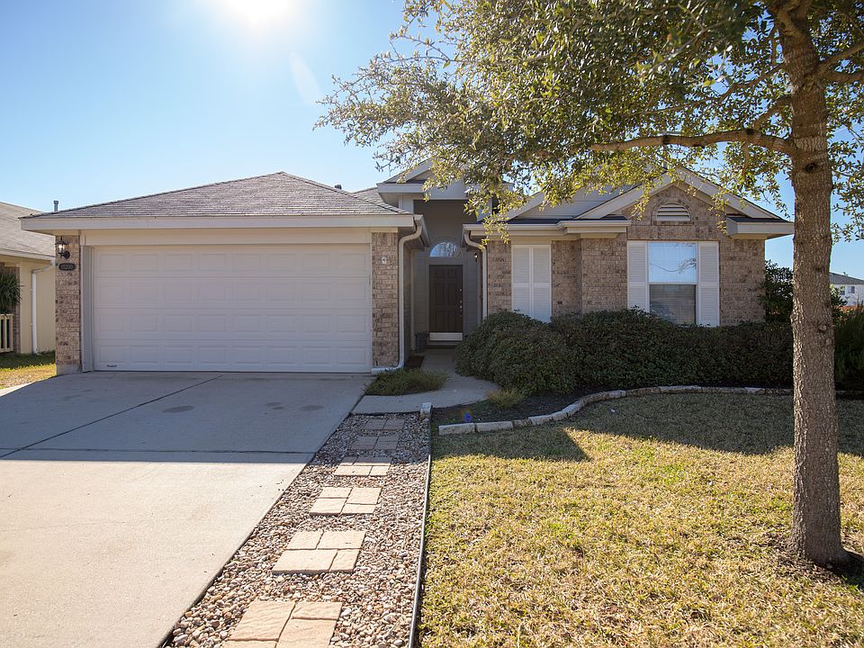 1st image of 15200 Faircrest Dr