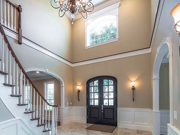3rd image of 315 Lake Hollingsworth Dr