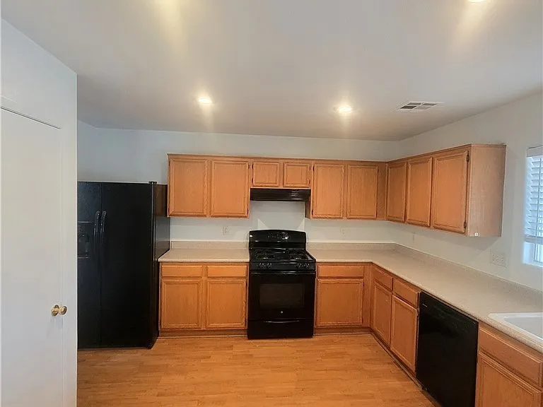 3962 Silver Strike Ct — Photo 11
