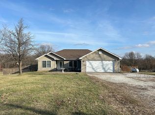 5882 Shelly Dr, Fulton, MO 65251