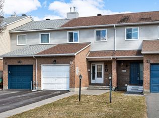 19 Armadale Cres, Ottawa, ON K2J 4A4