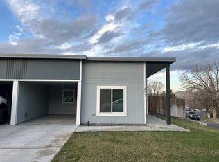 203 Stockton Ave, Umatilla, OR 97882