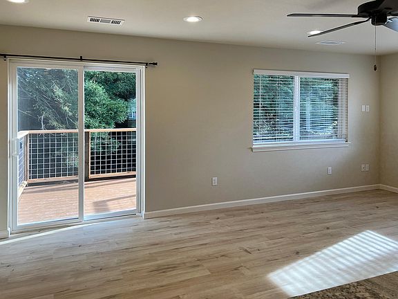 3rd image of 6107 Beechwood Dr