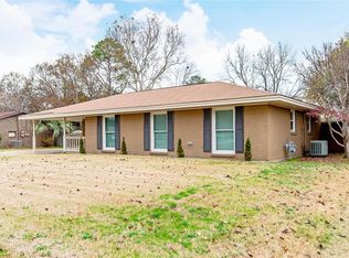 302 Gunter Ave, Wetumpka, AL 36092