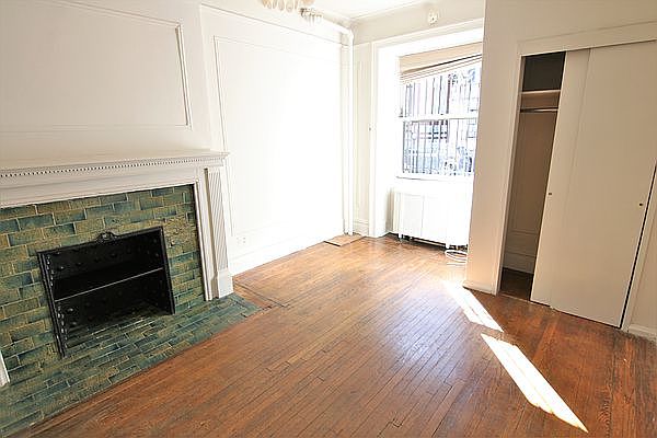 1st image of 335 W 76th St APT 1A