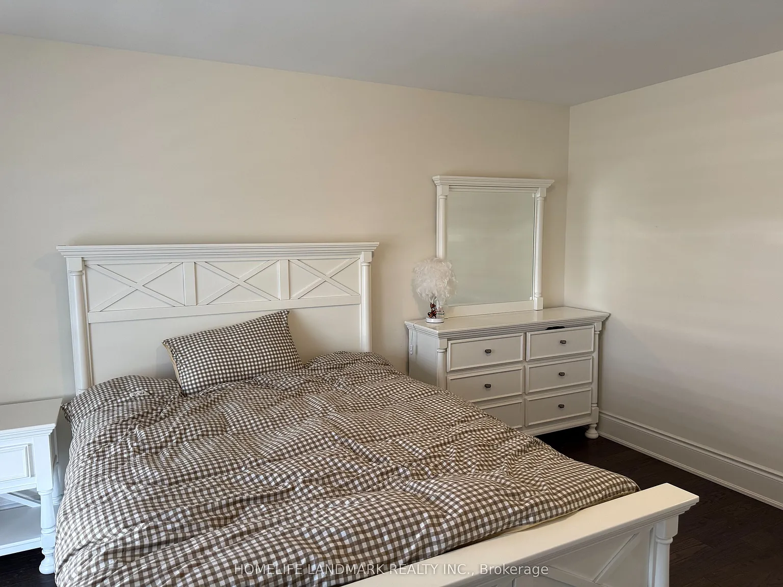 1 bed, $1,100 — Photo 4