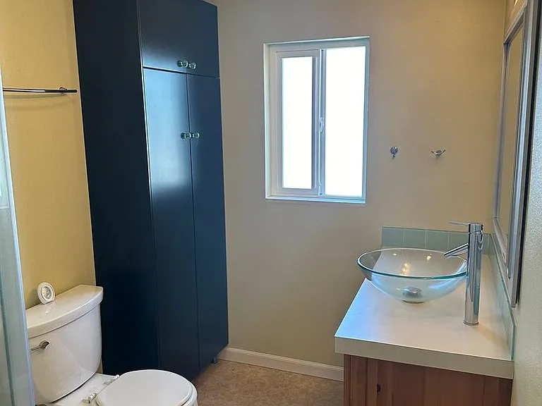 1548 Lincoln St #B — Photo 9