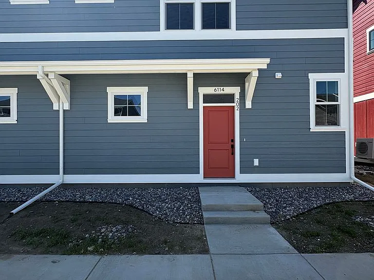 6114 Northstead Ave #201 — Photo 2