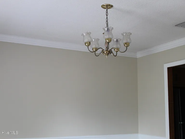 566 Fairfield Way — Photo 23