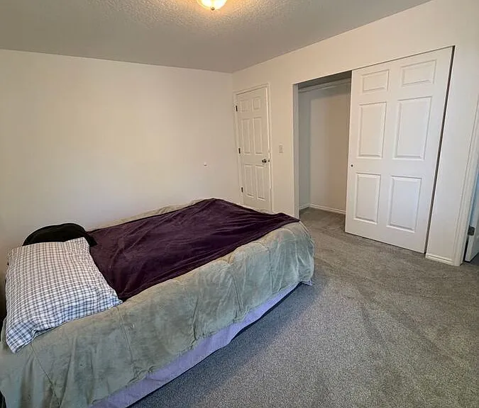 3924 W Dunkeld St #UPSTAIRS — Photo 25