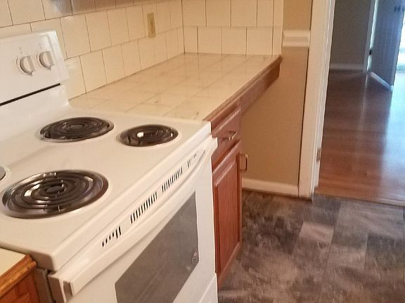 3rd image of 1874 Gola Dr