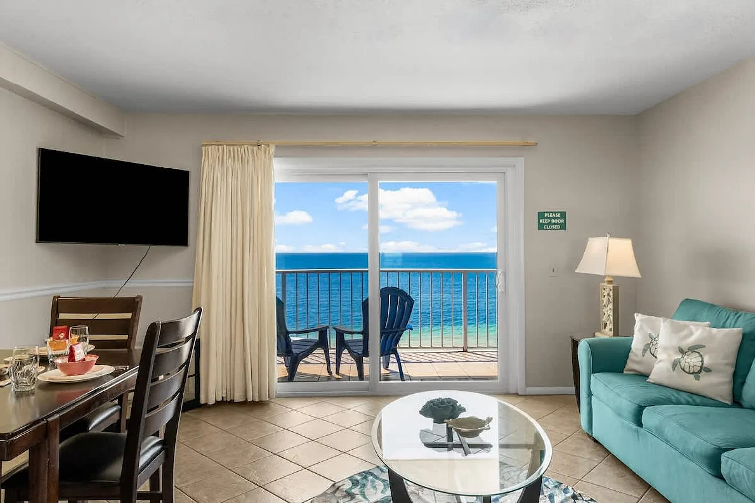 1 bed, 1.0 bath, 731 sqft, $1,335 — Photo 1
