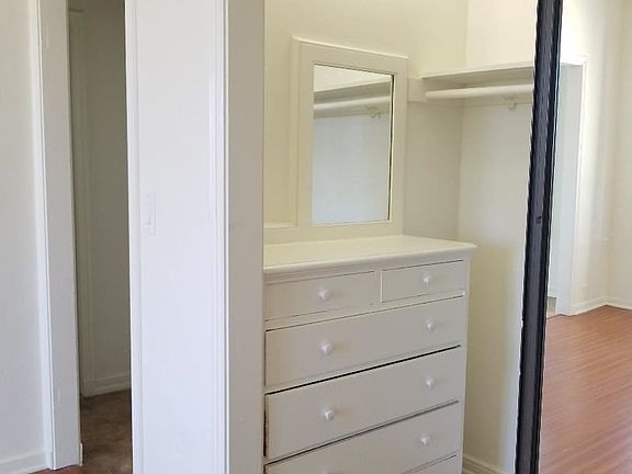 3rd image of 801 Gramercy Dr APT 405