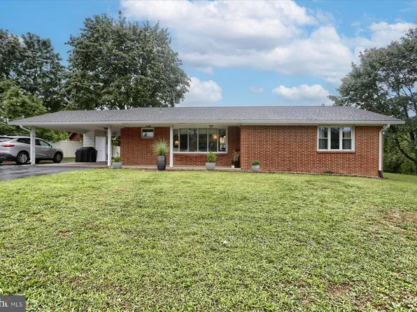 1858 Spring Rd, Carlisle, PA 17013