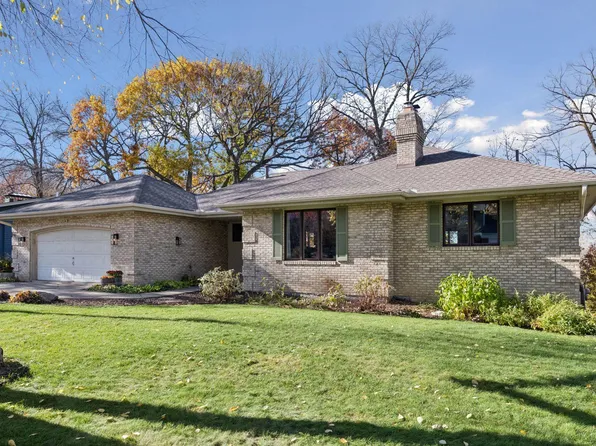 305 Glenmoor Ln, Long Lake, MN 55356