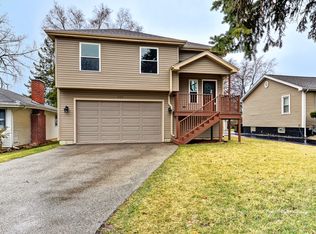 422 N Cedar Ave, Wood Dale, IL