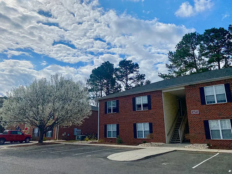 3695 Claypond Rd #H — Photo 61