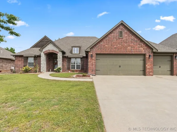 1221 E 135th St, Glenpool, OK 74033