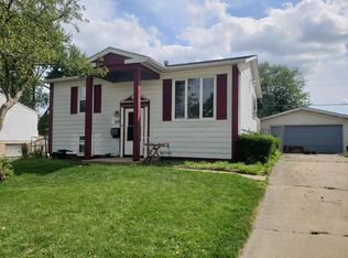 305 Karen Ave, Romeoville, IL 60446