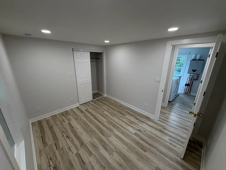8650 Chicago Ave — Photo 14