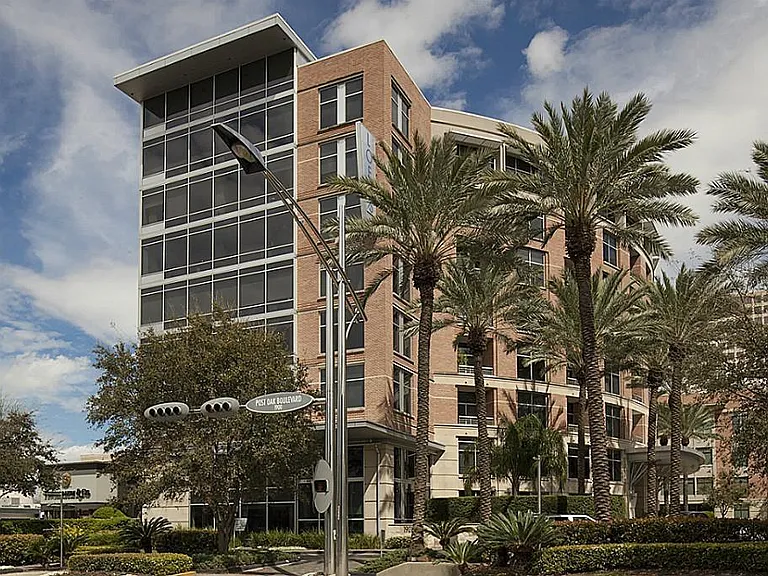 View of the building off Post Oak Blvd.